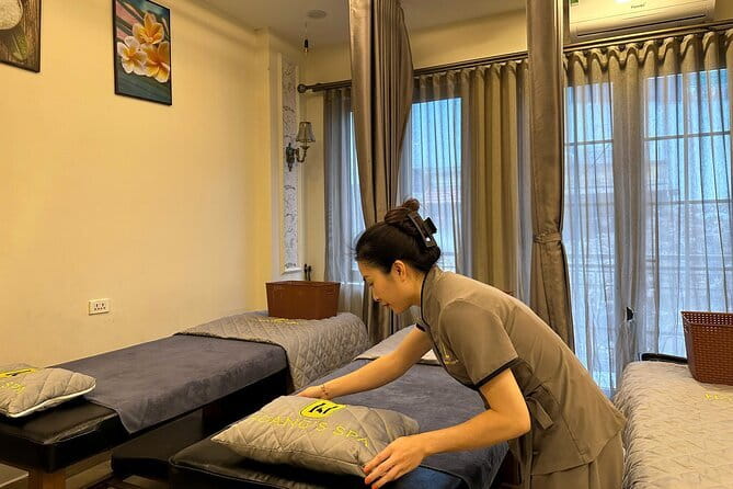 Hoang Spa Thai Massage - The Staff and the Services People Bundle With Thai Massage