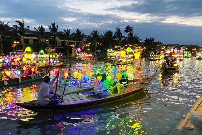 Hoi An Ancient Town - Night Market Street Food Tours By Night - Guide and driver notes, what it feels like when service is good