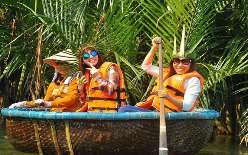 Hoi An: Basket Boat Ride in the BẢY MẪU Coconut Forest - Gliding Out: Boat Transfer to the Coconut Forest Area