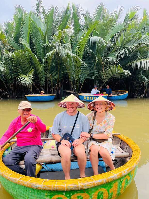 Hoi An: Basket Boat Ride in the BẢY MẪU Coconut Forest - Photo Stops Without Stress: How to Get Great Shots on a Moving Boat