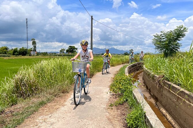 HOI AN Biking Vegetable Village, Basket Boat, Coconut Forest - The riverside Vietnamese meal, and what “5 dishes” means