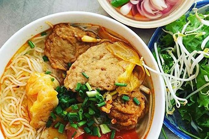 Hoi An city and Food tour - Handicraft stops, including silk making moments you might catch