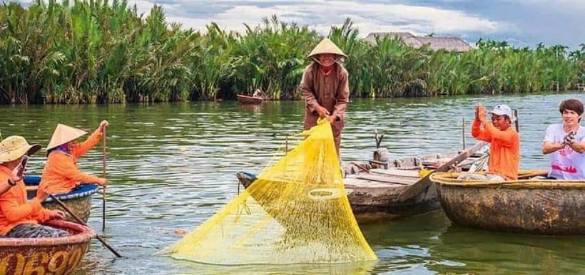 Hoi An: Coconut Basket Boat Ride by Hangcoconut - Timing, weather, and what to pack so you stay comfortable