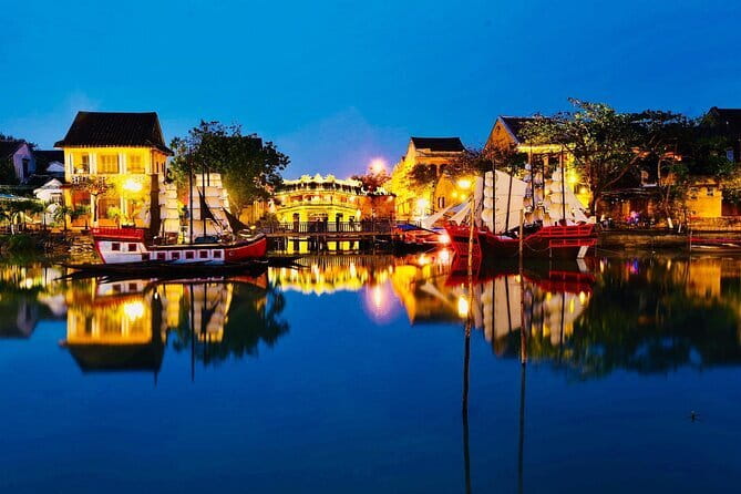 Hoi an Coconut Boat & Hoi an Ancient Town From Da nang or Hoi an - How 5 hours fits together, from late afternoon to evening
