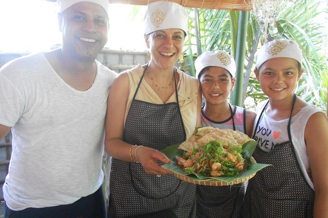 Hoi An Cooking Class(Market,BasketBoat Crabfishing&Cooking Class) - What to watch for: boat expectations, market depth, and shopping pressure