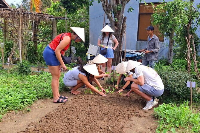 Hoi An Cooking Class & Vespa Cooking Adventure Tour - Cam Chau market stop: where you learn what to buy