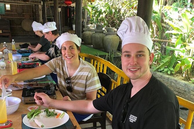 Hoi An Cooking Class with Local Chef - Bánh Xèo and Papaya Salad, the Hoi An Power Pair