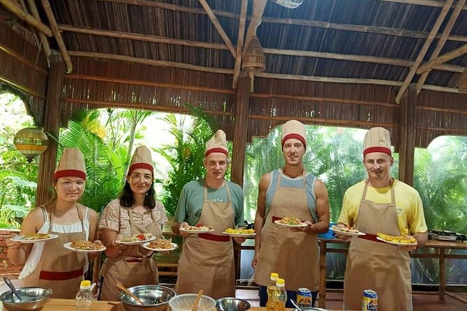 Hoi An Cooking Class with Market Visit - Cooking Class at the Restaurant: Learn Techniques, Not Recipes Only
