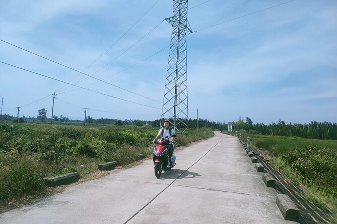 Hoi An Countryside Discovery Tour By Motorbike - Local food - Who should take this countryside food and craft tour