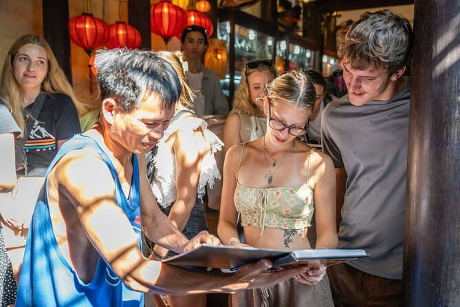 Hoi An Countryside Tour by Car/Motorbike or cycling - Lantern making at home: the class where you take your work with you