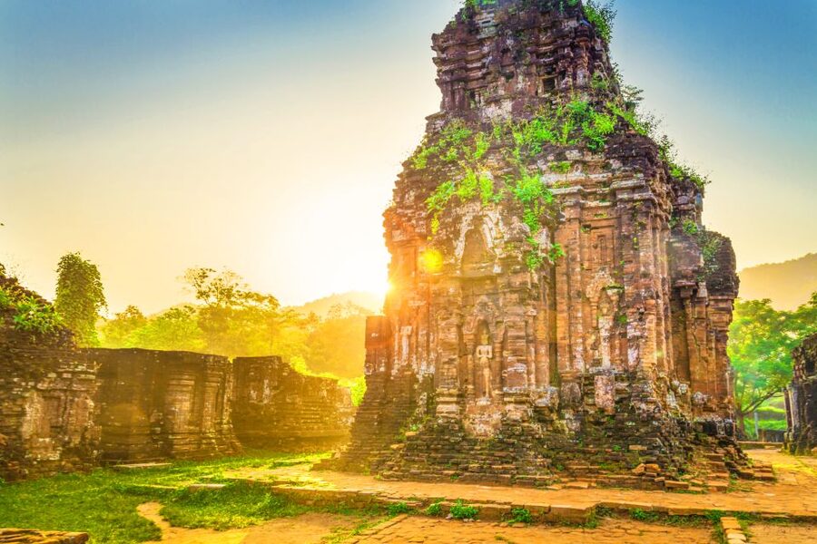 Hoi An/Da Nang: My Son Afternoon tour: Banh my and Cruise - Pickup in Da Nang and Hoi An: what’s included, what costs extra