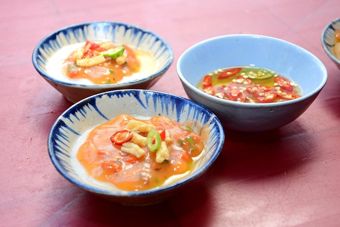 Hoi An Food Tour by Motorbike with Tastings and Dinner - Motorbike Street Food in Hoi An, Without the Map Guesswork