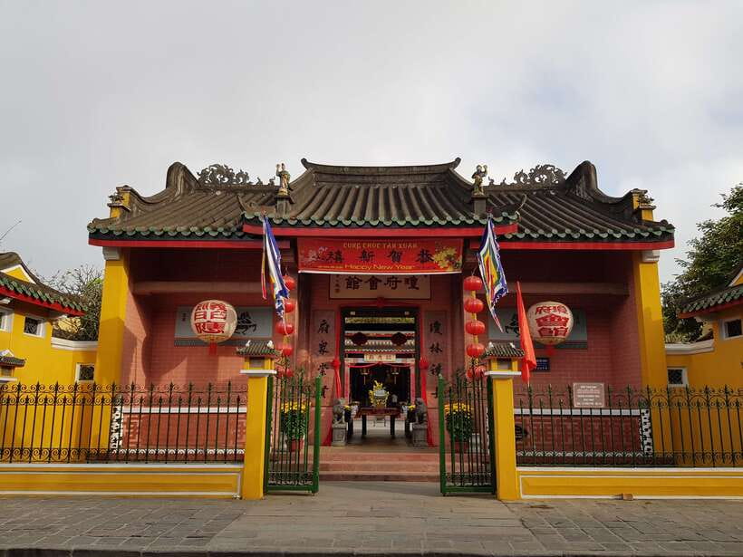 Hoi An: Half-Day Heritage Walking Tour - Street Snacks at Mót Hội An and a Quick Church Pass-By