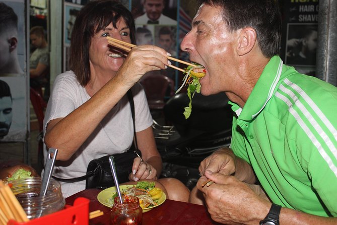 Hoi An Half-Day Street Food Guided Tour - HFE - What You Eat: 10 Local Street Stops, Meals and Drinks Included