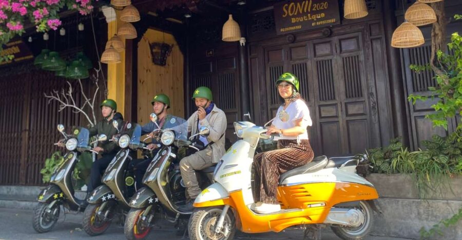 Hoi An Highlights and Hidden Gems Tour by Vespa - Getting rolling in Hoi An’s Old Town, without getting stuck