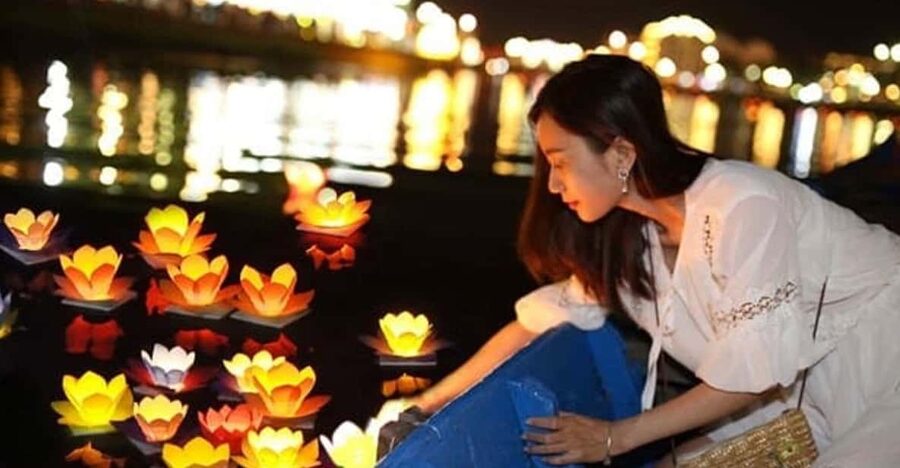 Hoi An Lantern Boat Ride on the Thu Bon River - How to Get the Best Experience on Your Specific Boat