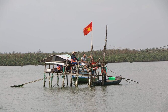Hoi An Lantern Cruise/Boat Private Sunset/Special Event By Lotus - Safety and Comfort: Small Details That Reduce Stress