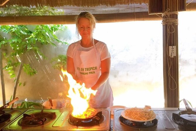 Hoi An Local Market and Vegetable Village Cooking Class - Key highlights at a glance