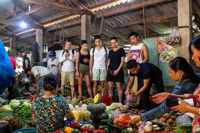 Hoi An Local Market and Vegetable Village Cooking Class - The cooking class with Chef Hai: technique, timing, and the flavor logic behind dishes