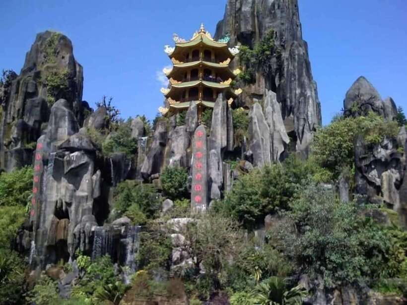 Hoi An: Marble Mountain, Am Phu Cave and Monkey Mountain - Monkey Mountains Panoramas: When the Light Matters for Photos