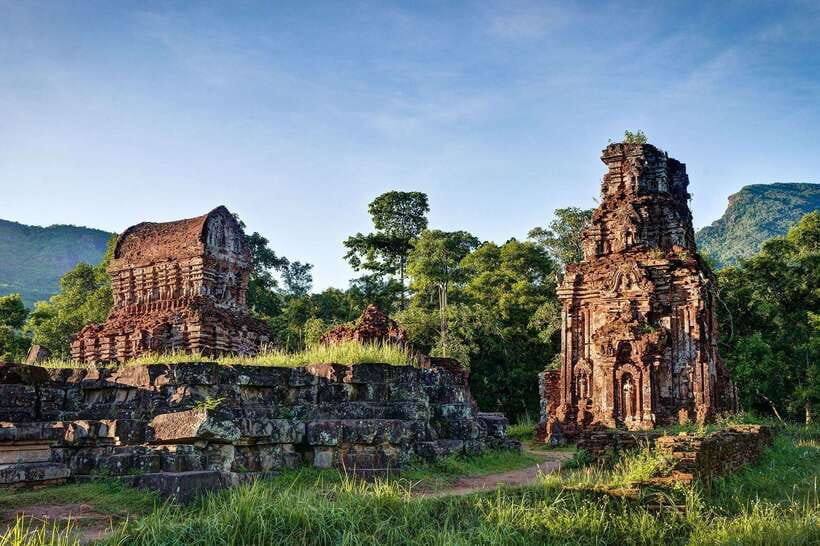 Hoi An: My Son Sanctuary 8 am/1 pm - Morning tour flow: pickup, 9:15 entry, Cham dance, and lunch
