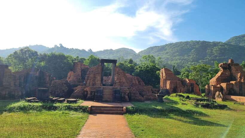 Hoi An: My Son Sanctuary Private Tour with Local Guide - Audio Guide Support: When You Want Control Over Language and Timing