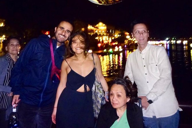 Hoi An Night Market with Hoi an walking Tour , Colourful Lanterns, Boat Ride - Timing is everything: why 3:00 pm works so well
