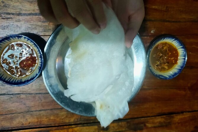 Hoi An street food tour - The street-food lineup: rice pancakes, Cao Lầu, bánh mì, and grilled pork