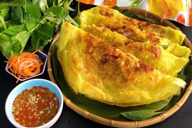 Hoi An Street Food Tour - Eat like a local - PRIVATE TOUR - What the Walking Evening Option Feels Like