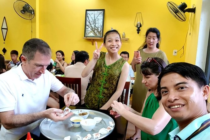 Hoi An Street Food Tour- The Real Taste Of Hoi An - Stop 5: BBQ at Ba Le Well restaurant, the smoky closer