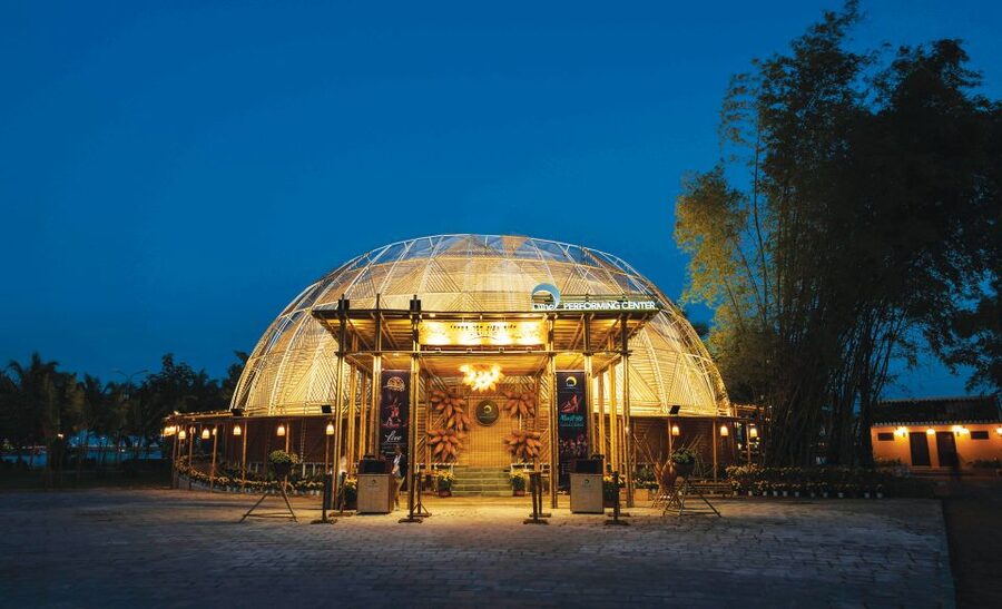 Hoi An: Teh Dar Vietnamese Bamboo Circus at Lune Center - Tribal instruments and live sound: the energy is the point