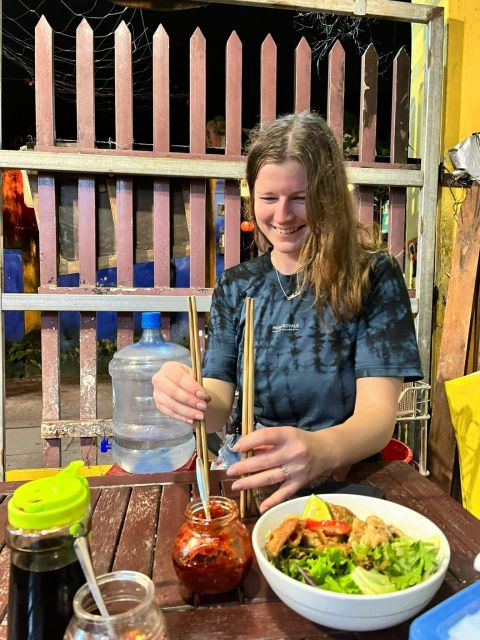 Hoi An Vegan Food Tour - Black Sesame Soup, Bánh Xèo, and the Sweet Finish That Actually Feeds You