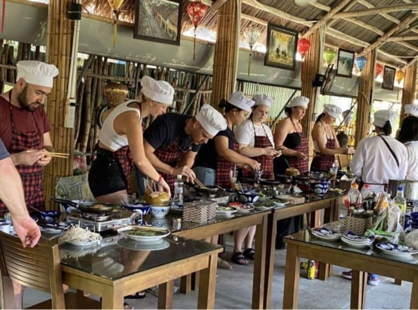 Hoi An: Vegetarian Cooking Class w Local Family and transfer - Transfers, meeting point, and how to avoid first-timer stress