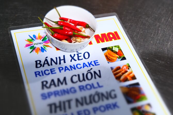 Hoi An Vespa Food Tour: Authentic & Exotic Food Culture - Stop 5 on the Thu Bon River: fresh seafood and the French-Chinese flavor mix