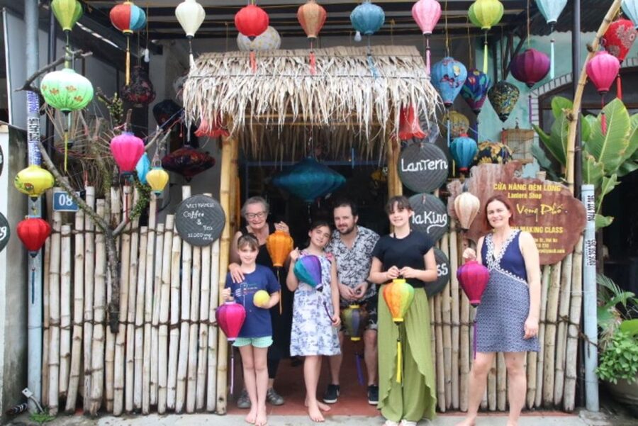 Hoi An: Vietnamese Foldable Lantern Making Class - Studio Comfort, Group Vibe, and Who This Works For