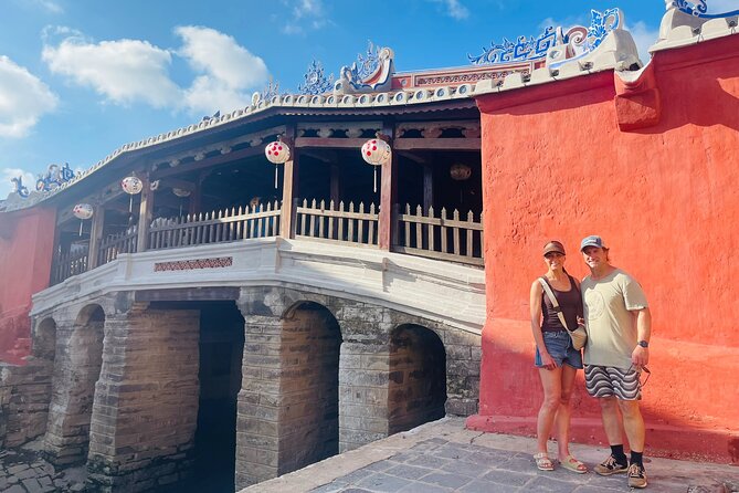 Hoi An Walking Private Tour - Lanterns, Boat Ride & Local Foods - Hoi An Market: where you learn to read the everyday
