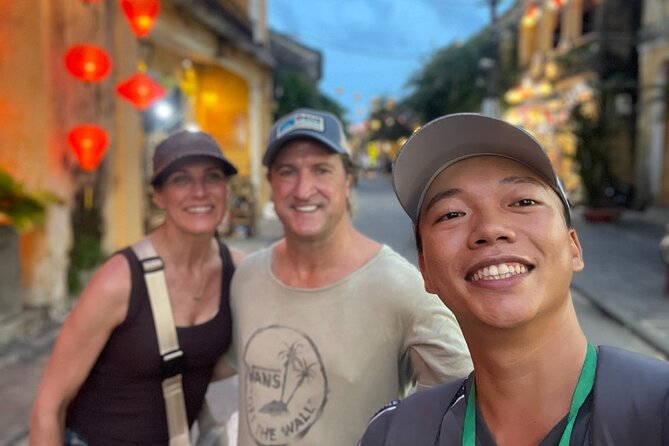 Hoi An Walking Private Tour - Lanterns, Boat Ride & Local Foods - Fukian Assembly Hall (Phuc Kien): 1696 architecture you can actually understand