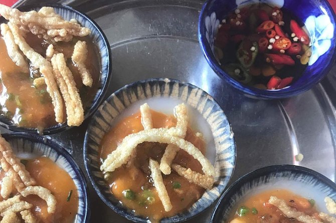 Hoi An Walking Street Food - Private Tour - Stop 1: Hoi An Night Market and Lantern Browsing in 20 Minutes