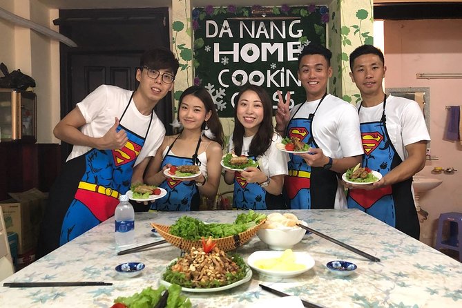 Home Cooking Class: Market, Garden and cooking 4 dishes - Choose Your Menu Days: Quang Noodles, Banh Xeo, and More