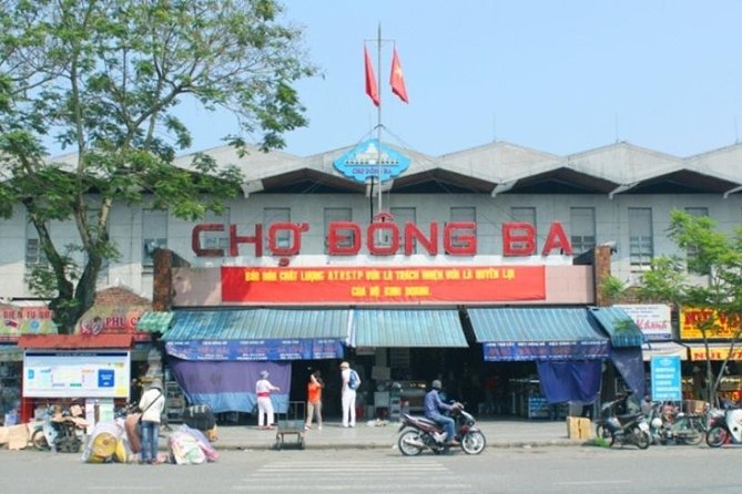Hue city Deluxe Group Tour (Daily Tour-12 pax max) - Minh Mang and Khai Dinh tombs: two styles, one big takeaway