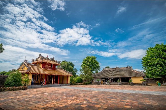 Hue City Private Tour With A Knowledgeable Tour Guide - Lunch at a Local Restaurant: Included, Not an Afterthought