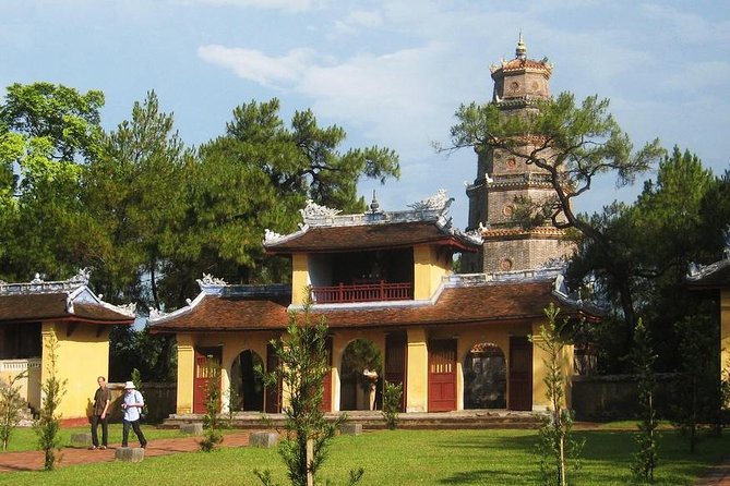 Hue City Private Tour With A Knowledgeable Tour Guide - Air-Conditioned Comfort for the Travel Bits