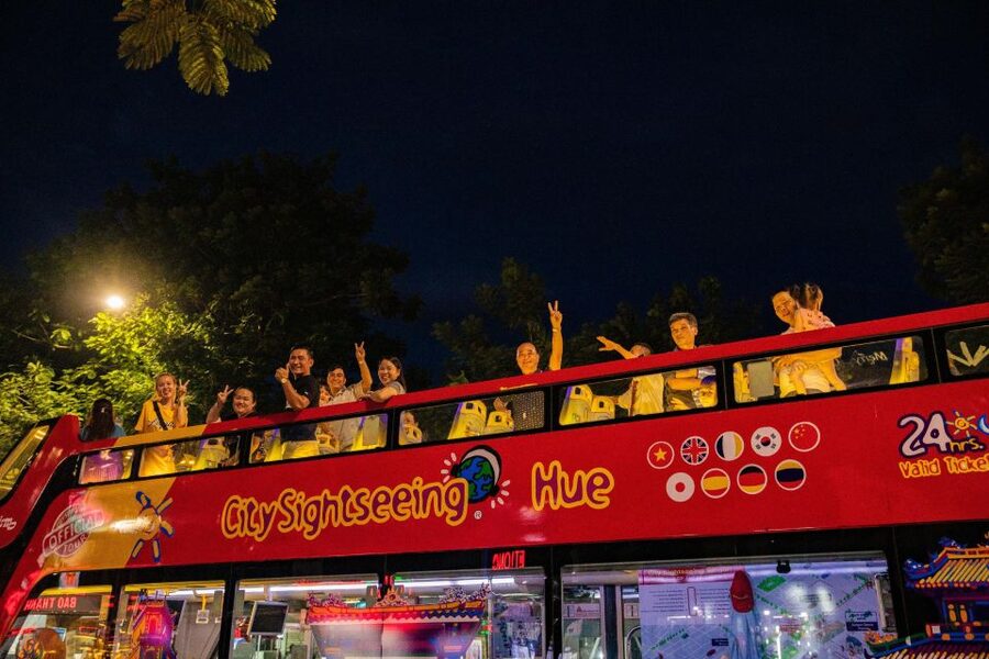 Hue: City Sightseeing Hop-On Hop-Off Bus Tour - Dong Ba Market: shopping smart, eating Banh Khoai, and not losing your day