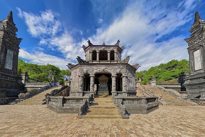 Hue Day Tour, Imperial Citadel, Khai Dinh Tomb & Thien Mu Pagoda - Lang Co Beach stop: a scenic breath before the royal sites