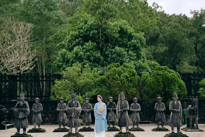 Hue Day Tour, Imperial Citadel, Khai Dinh Tomb & Thien Mu Pagoda - Group size and guide style: how to get clear answers
