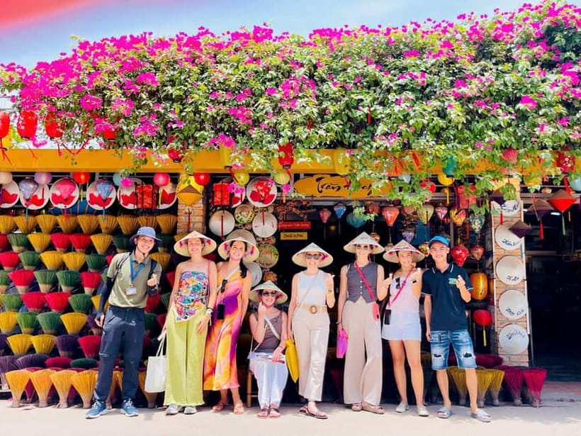 Hue: Dragon Boat, Perfume River, Pagoda & Royal Tomb Tour - Dragon Boat on the Perfume River to Thien Mu Pagoda