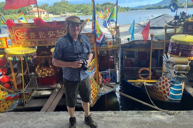 Hue Dragon Boat Tour: Perfume River, Royal Tombs, Hon Chen Temple - Tomb of Khai Dinh by car: where styles mix