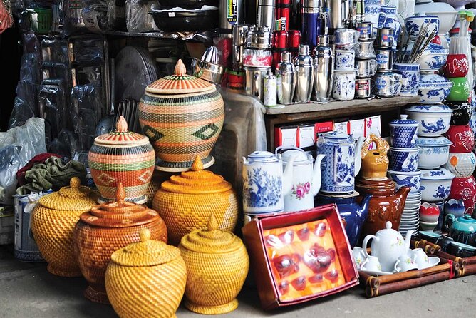 Hue Food Tour by Walking or Cyclo or Motorbike with Driver - Perfume River side streets and Hue specialties