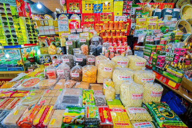 Hue Food Tour by Walking or Cyclo or Motorbike with Driver - What to expect from your guide and how to get more out of it