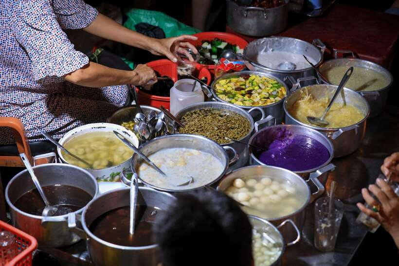 Hue: Guided Local Food Tour with Stories - Price and Value: $12 for a Guided Hue Evening